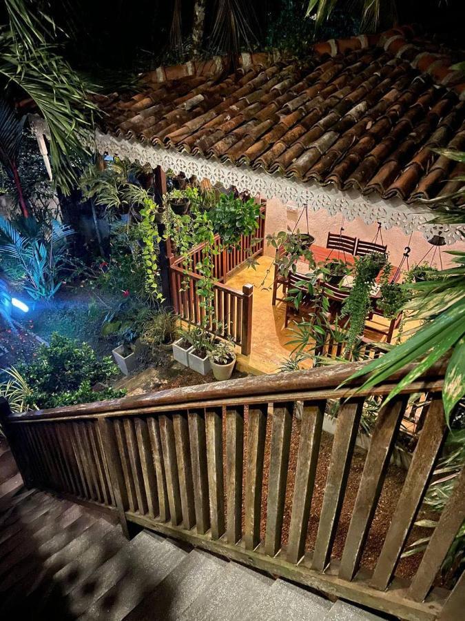 Bouganvilla House أونا واتونا المظهر الخارجي الصورة