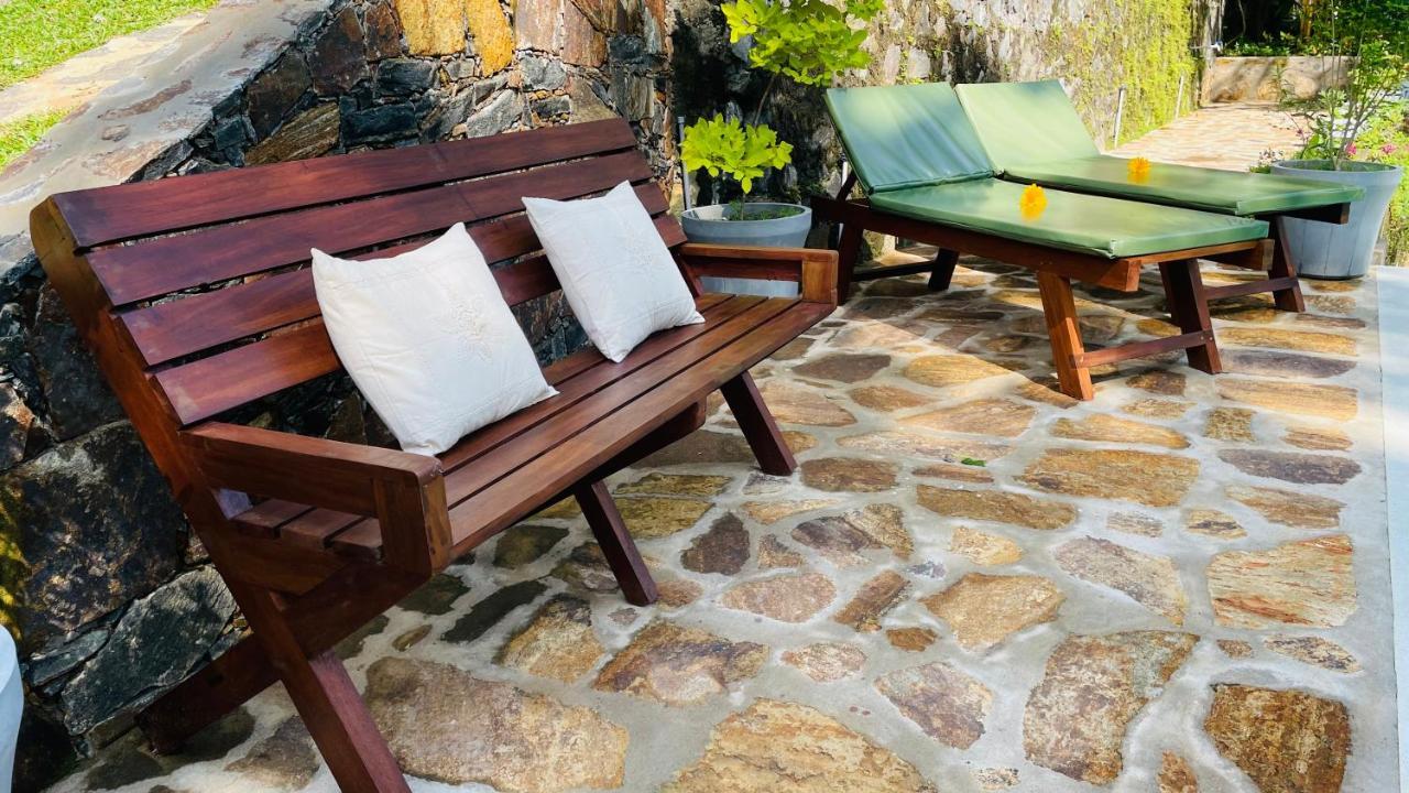 Bouganvilla House أونا واتونا المظهر الخارجي الصورة